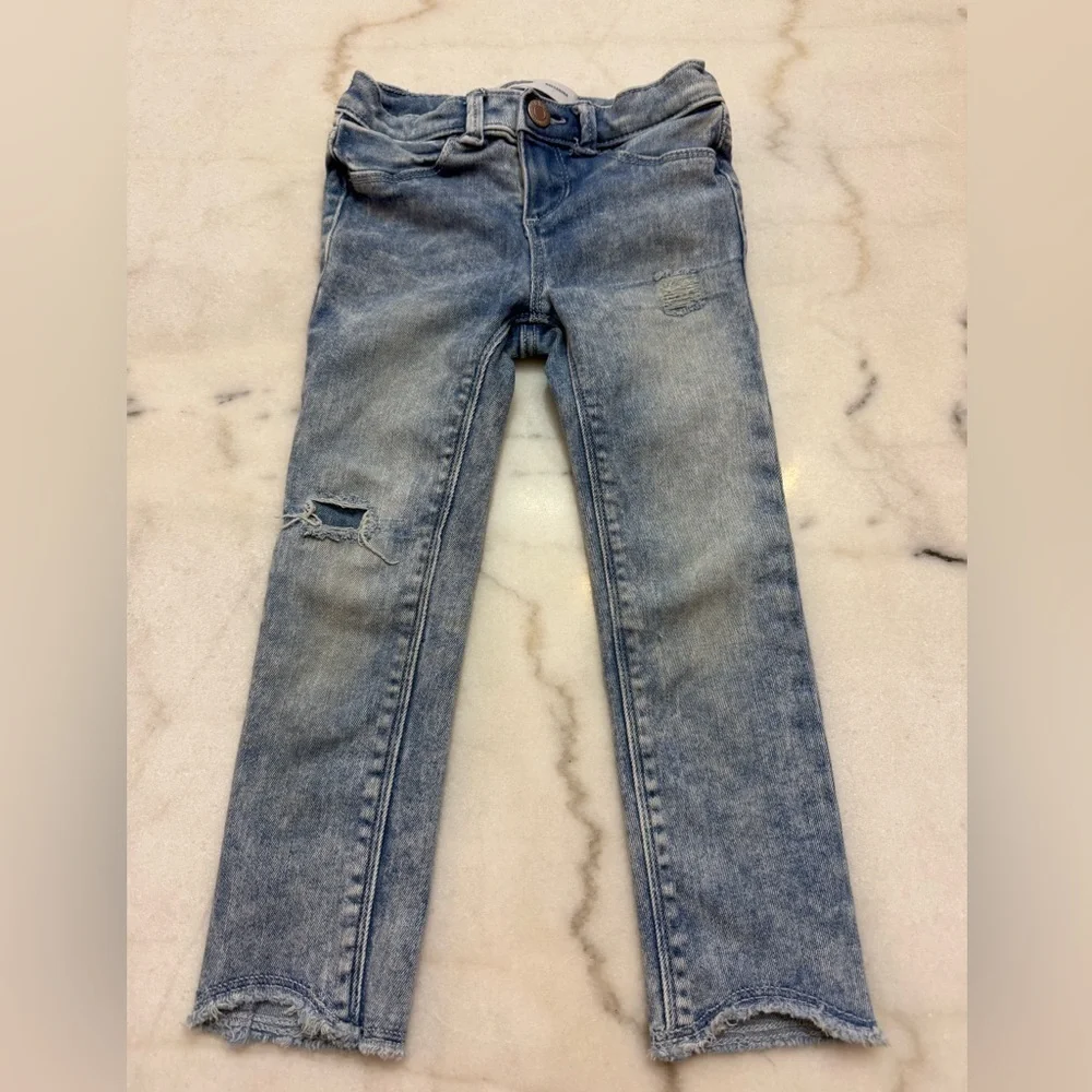 Old Navy Light Blue Denim Distressed Jeans